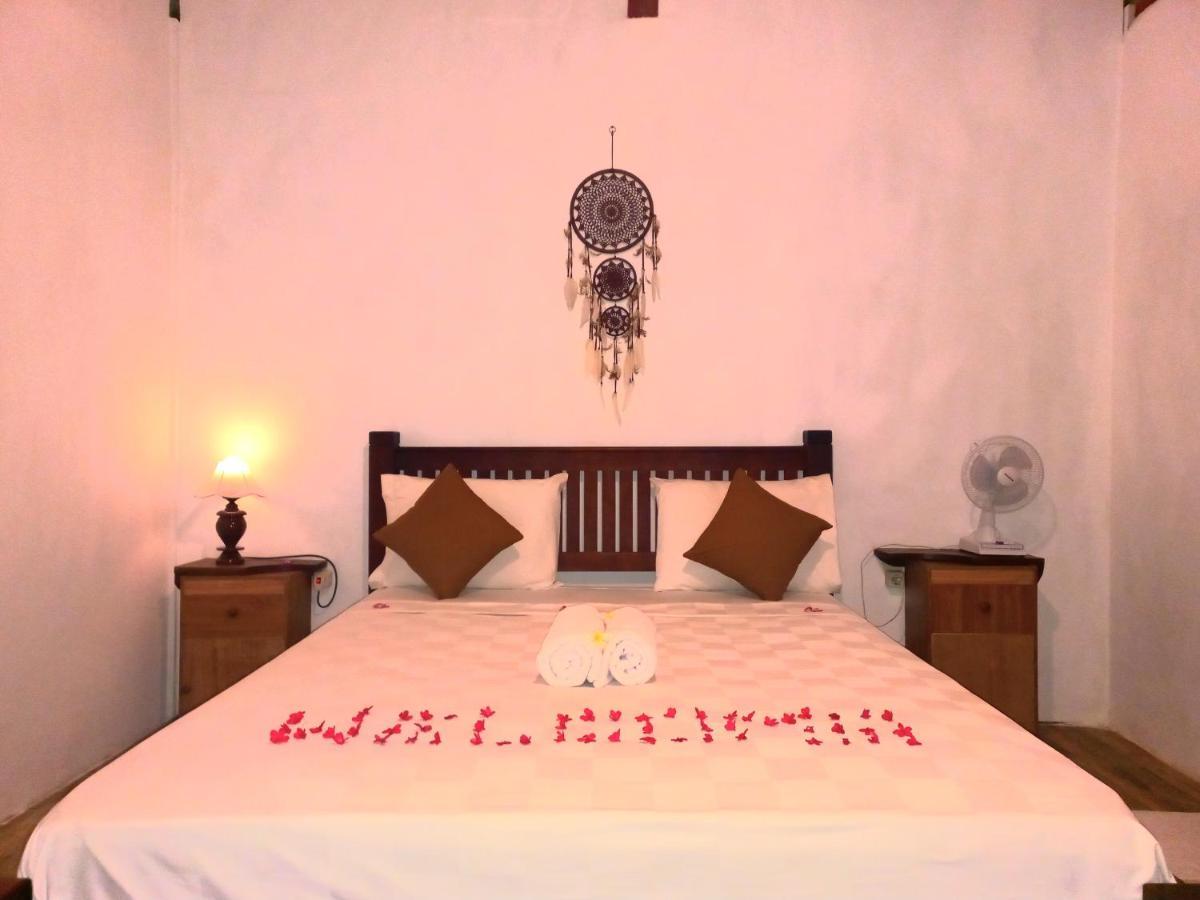 Rangsot Inn Pemenang Exterior foto