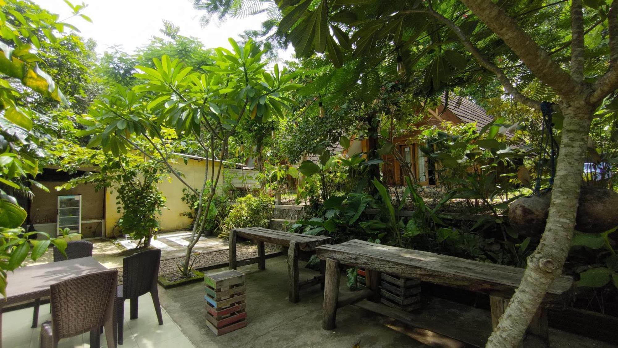 Rangsot Inn Pemenang Exterior foto